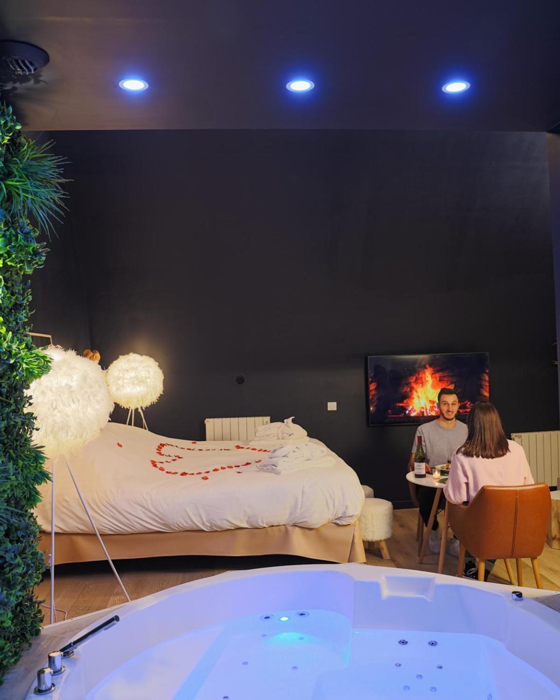 La Parenthese Envoutee Apart otel Amiens Dış mekan fotoğraf